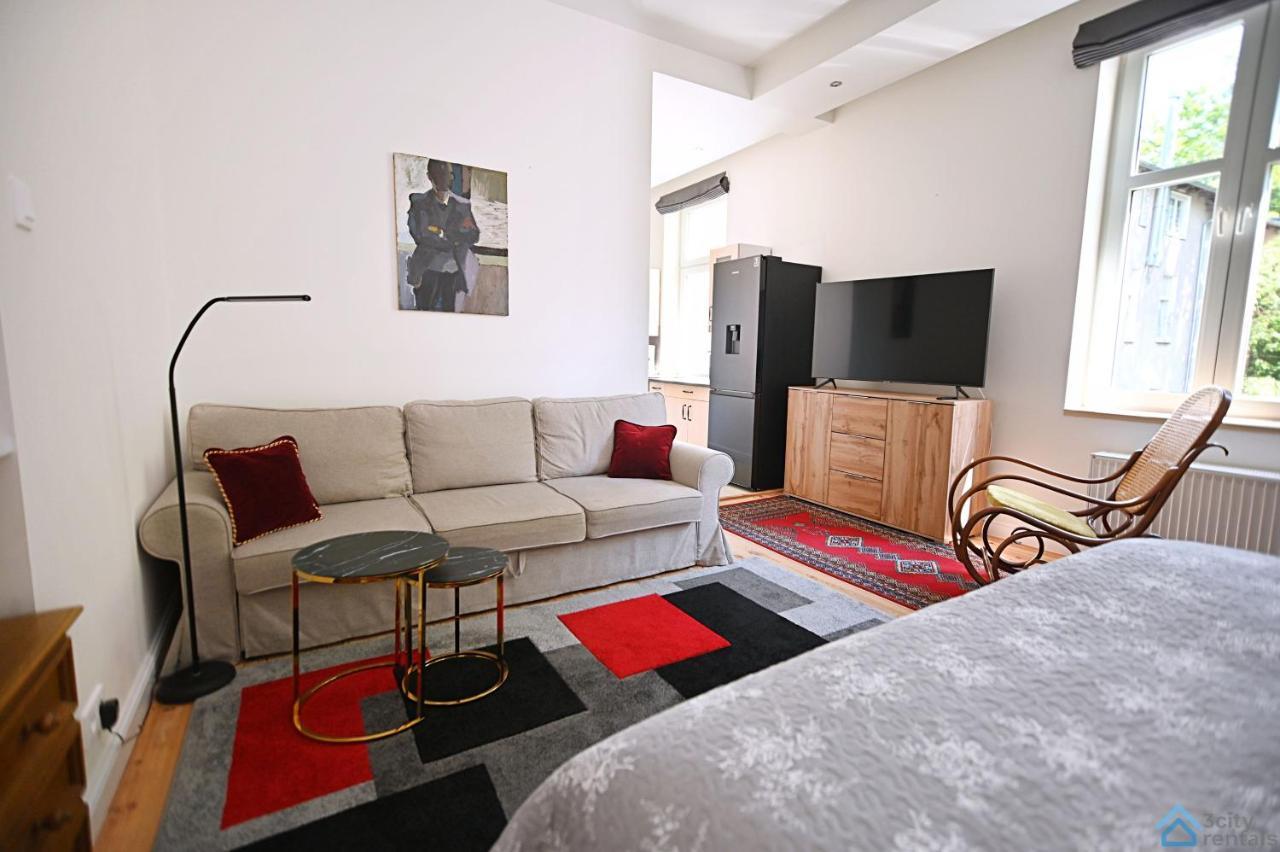 Beige And Red 3City Studio In Sopot With Outdoor Parking By Noclegi Renters Exteriör bild